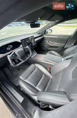 Ліфтбек Tesla Model S 2021 в 
