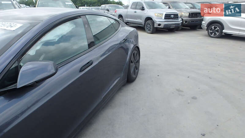 Ліфтбек Tesla Model S 2023 в Ужгороді
