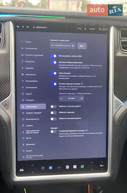 Лифтбек Tesla Model S 2016 в 