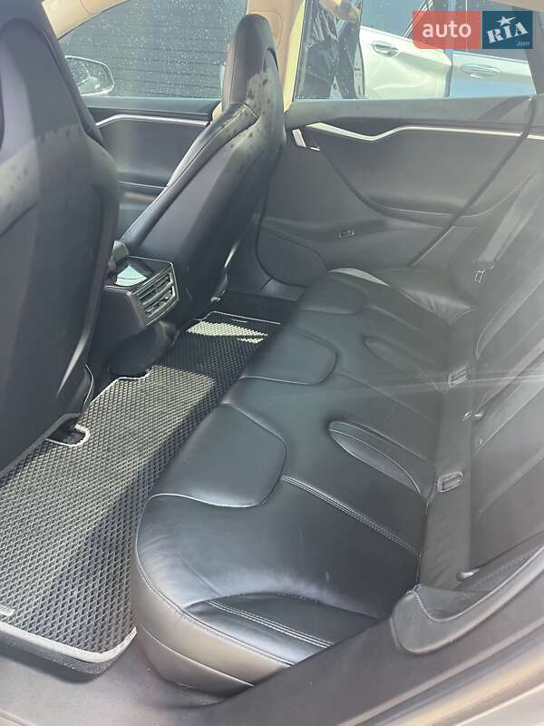 Ліфтбек Tesla Model S 2013 в Миколаєві фото 5 Ліфтбек Tesla Model S 2013 в Миколаєві