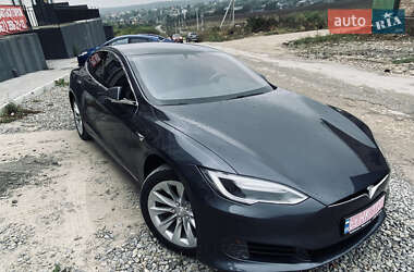 Tesla Model S 2017