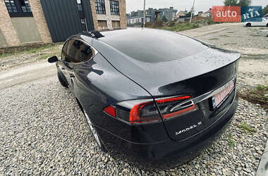 Лифтбек Tesla Model S 2017 в 