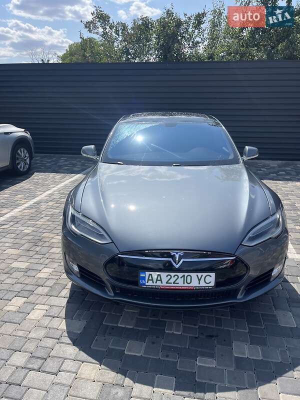 Ліфтбек Tesla Model S 2013 в Миколаєві фото 3 Ліфтбек Tesla Model S 2013 в Миколаєві