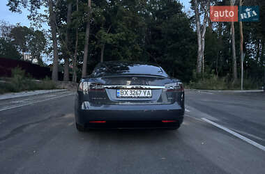 Ліфтбек Tesla Model S 2018 в 