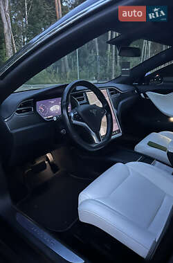 Ліфтбек Tesla Model S 2018 в 