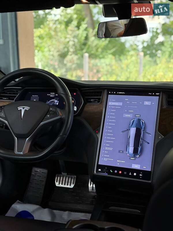 Ліфтбек Tesla Model S 2018 в Тернополі