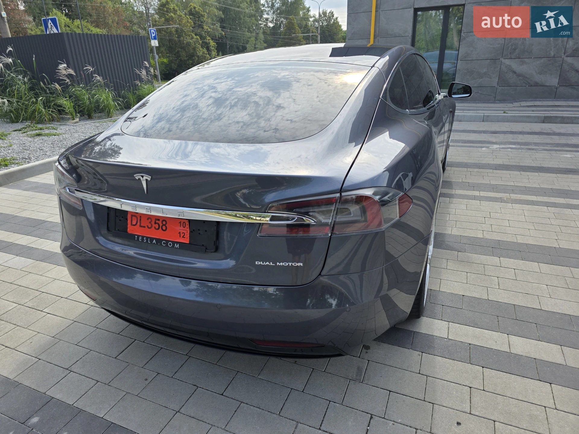 2020 Tesla Model S - мініатюра 10