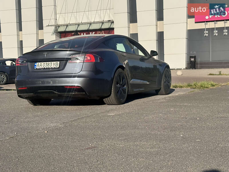 Лифтбек Tesla Model S 2021 в Киеве фото 5 Лифтбек Tesla Model S 2021 в Киеве