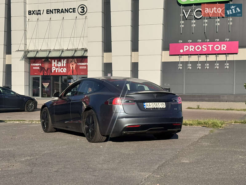 Лифтбек Tesla Model S 2021 в Киеве фото 9 Лифтбек Tesla Model S 2021 в Киеве
