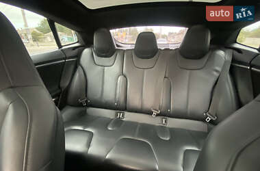 Ліфтбек Tesla Model S 2015 в 
