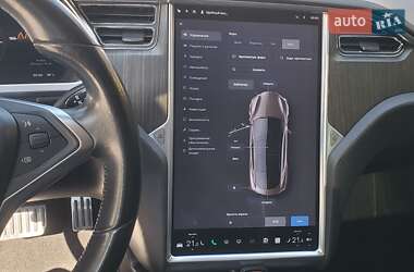 Ліфтбек Tesla Model S 2013 в Києві