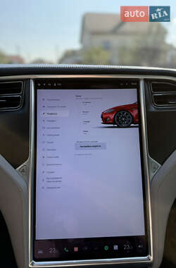 Ліфтбек Tesla Model S 2013 в 