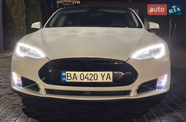 Лифтбек Tesla Model S 2014 в Кропивницком