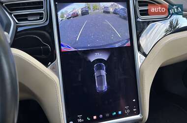 Ліфтбек Tesla Model S 2015 в 