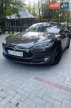 Ліфтбек Tesla Model S 2013 в 