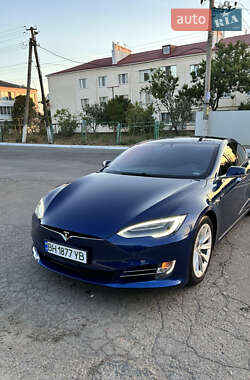Лифтбек Tesla Model S 2016 в 