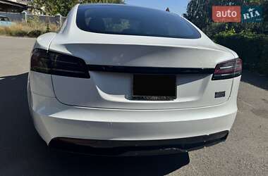 Лифтбек Tesla Model S 2022 в 