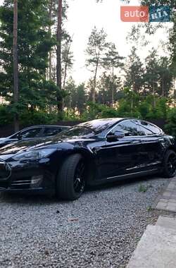 Ліфтбек Tesla Model S 2014 в 