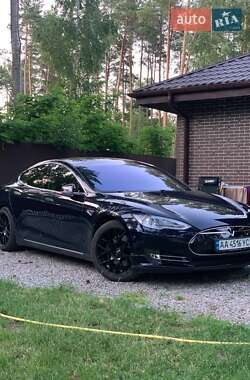 Ліфтбек Tesla Model S 2014 в 