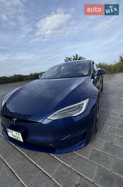Tesla Model S 2021