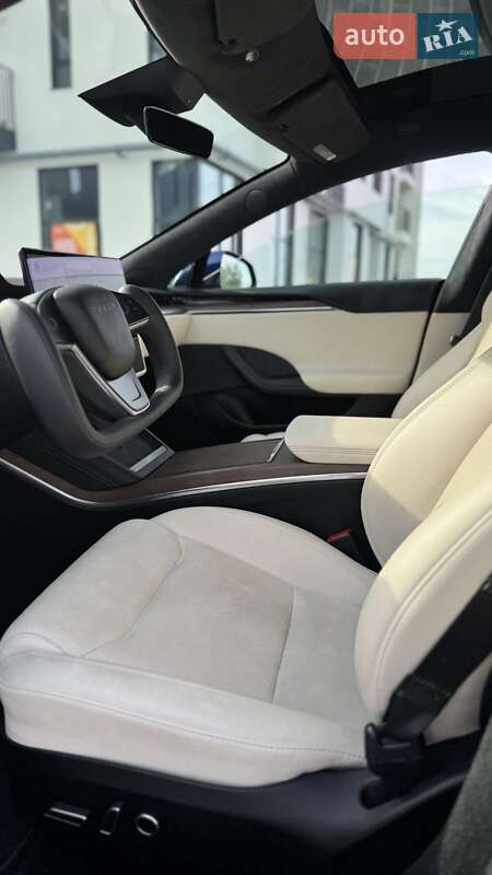 Лифтбек Tesla Model S 2021 в Ровно