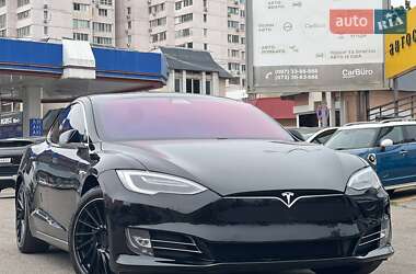 Лифтбек Tesla Model S 2019 в Одессе