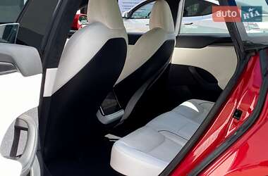 Ліфтбек Tesla Model S 2022 в 
