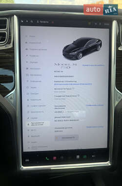 Лифтбек Tesla Model S 2016 в 
