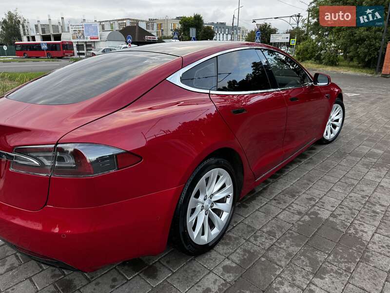 Лифтбек Tesla Model S 2018 в Луцке фото 4 Лифтбек Tesla Model S 2018 в Луцке