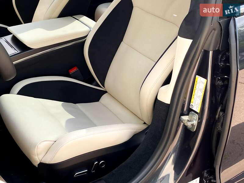 Ліфтбек Tesla Model S 2024 в Києві фото 12 Ліфтбек Tesla Model S 2024 в Києві