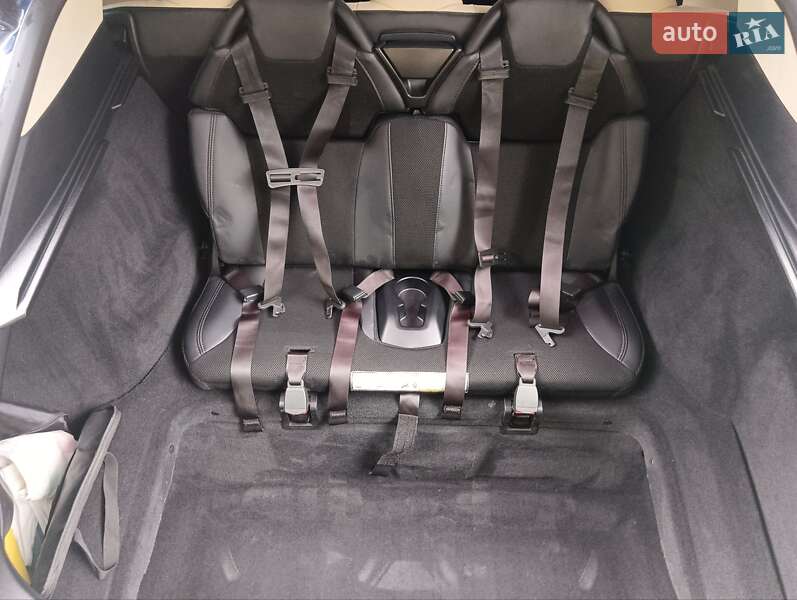 Лифтбек Tesla Model S 2013 в Дрогобыче