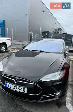 Ліфтбек Tesla Model S 2014 в 