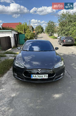 Лифтбек Tesla Model S 2014 в Василькове
