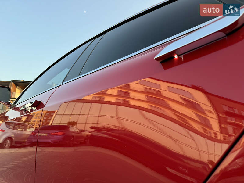 Лифтбек Tesla Model S 2016 в Ровно