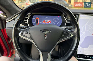 Лифтбек Tesla Model S 2016 в 