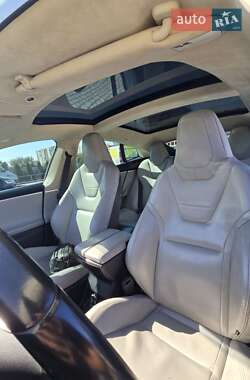 Ліфтбек Tesla Model S 2014 в 
