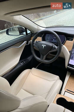 Ліфтбек Tesla Model S 2019 в 