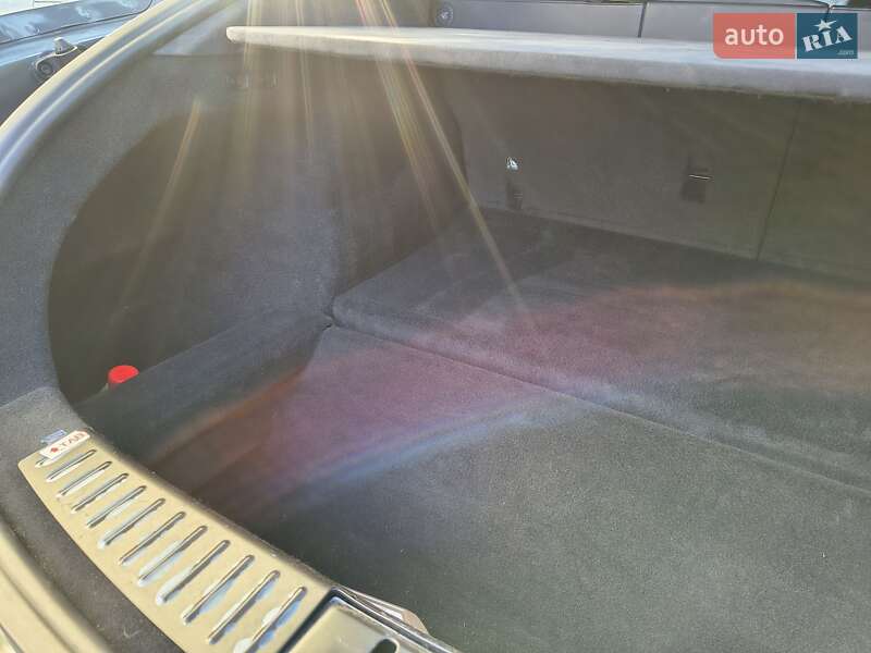 Лифтбек Tesla Model S 2021 в Фастове