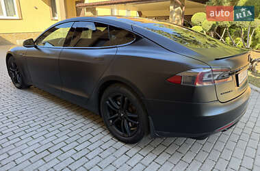 Ліфтбек Tesla Model S 2015 в 