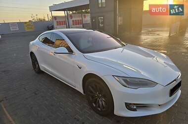 Tesla Model S 2019 Tesla Model S 2019