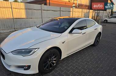 Ліфтбек Tesla Model S 2019 в 