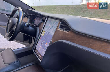 Ліфтбек Tesla Model S 2018 в 