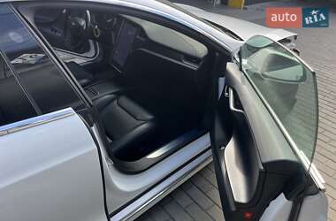 Лифтбек Tesla Model S 2018 в 