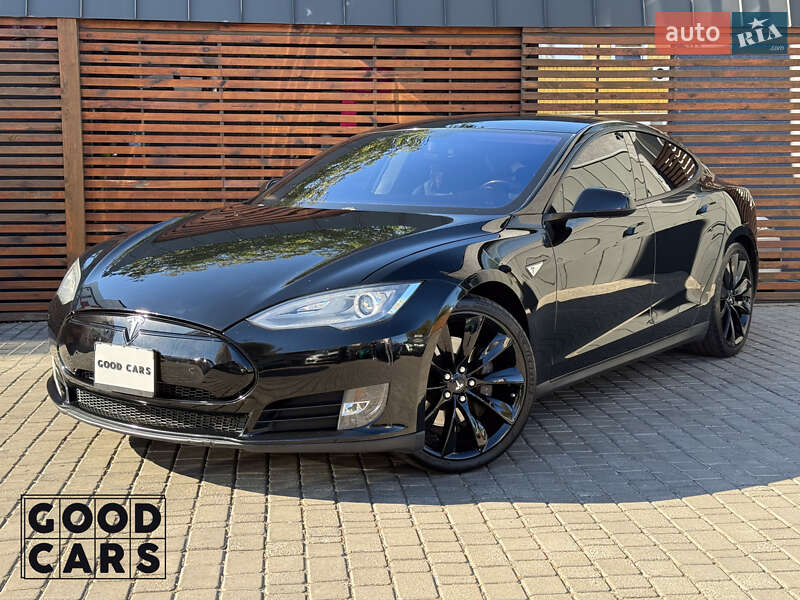 Tesla Model S 2013
