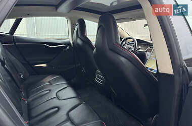 Лифтбек Tesla Model S 2014 в 