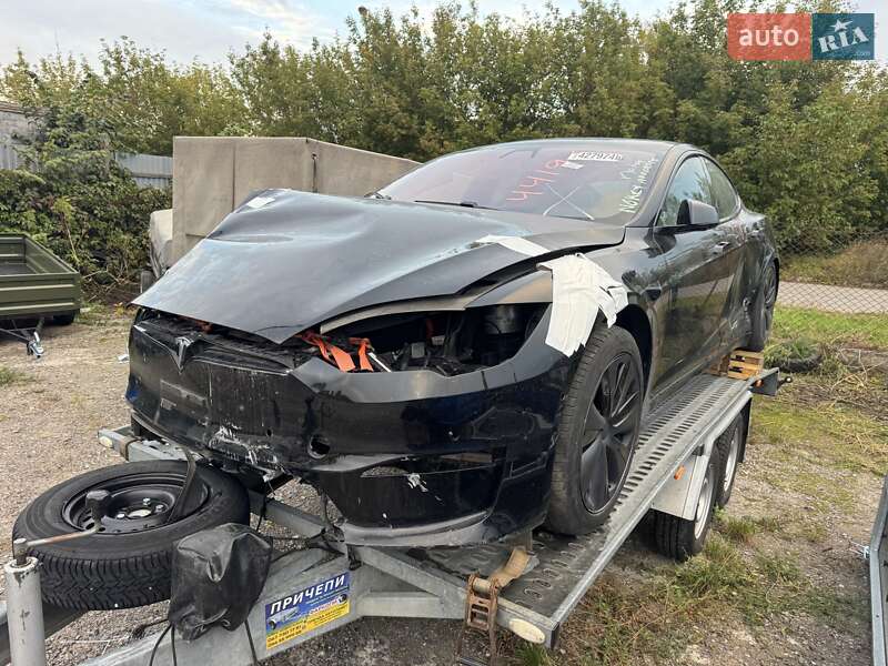 Лифтбек Tesla Model S 2022 в Ровно