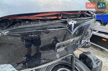 Ліфтбек Tesla Model S 2022 в 