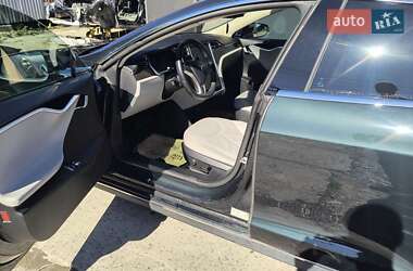 Ліфтбек Tesla Model S 2012 в 