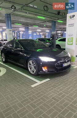 Ліфтбек Tesla Model S 2014 в 