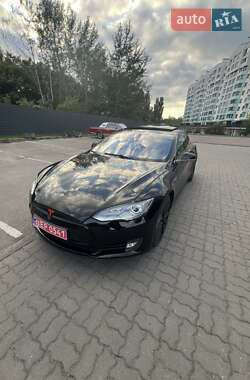 Tesla Model S 2013